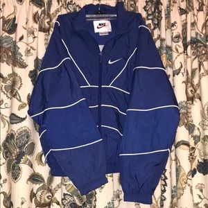 ✨Nike Windbreaker✨